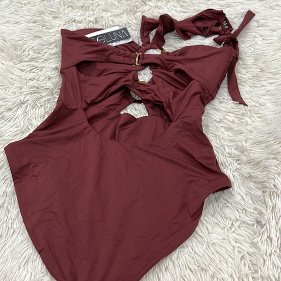 Soluna Women's Standard Buckle Up One Piece Bandeau Swimsuit with Cut Out Neck - Picture 6 of 9